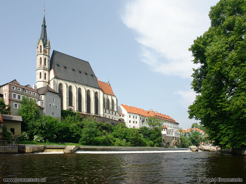 2006_0617_150627_vl_vltava_kostel_v_c_krumlove